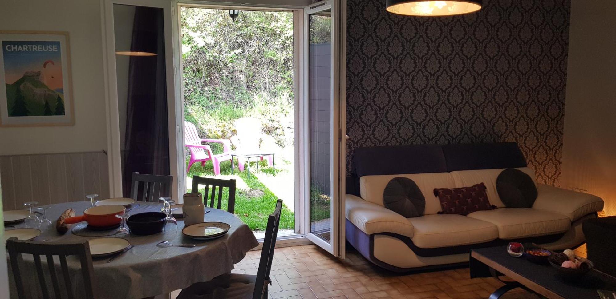 Gite Fabuleux, Jardin, Terrasse, Parking Saint-Vincent-de-Mercuze Buitenkant foto